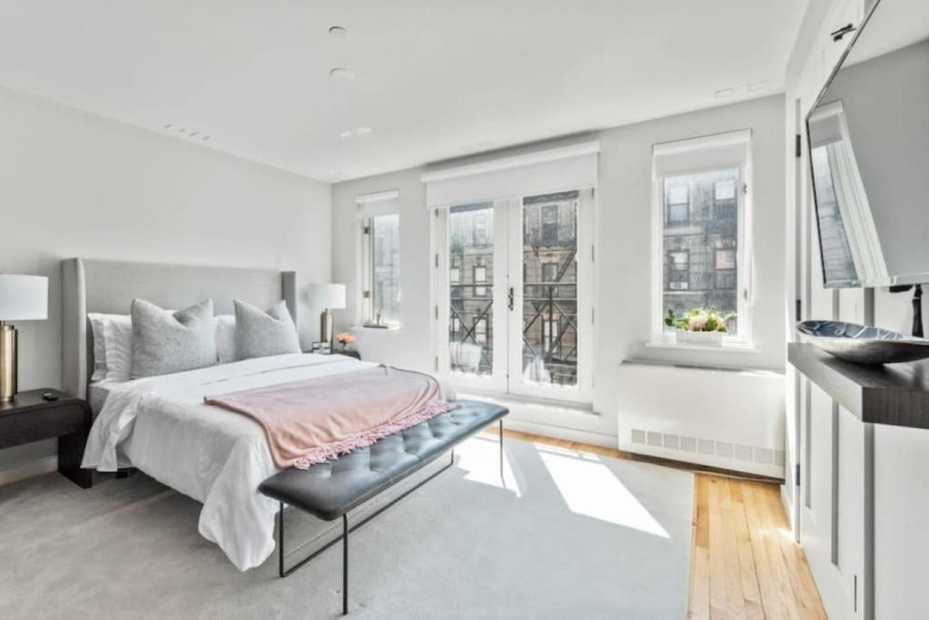 Luxe Studio With Charming Juliet Balcony Apartment New York Luaran gambar