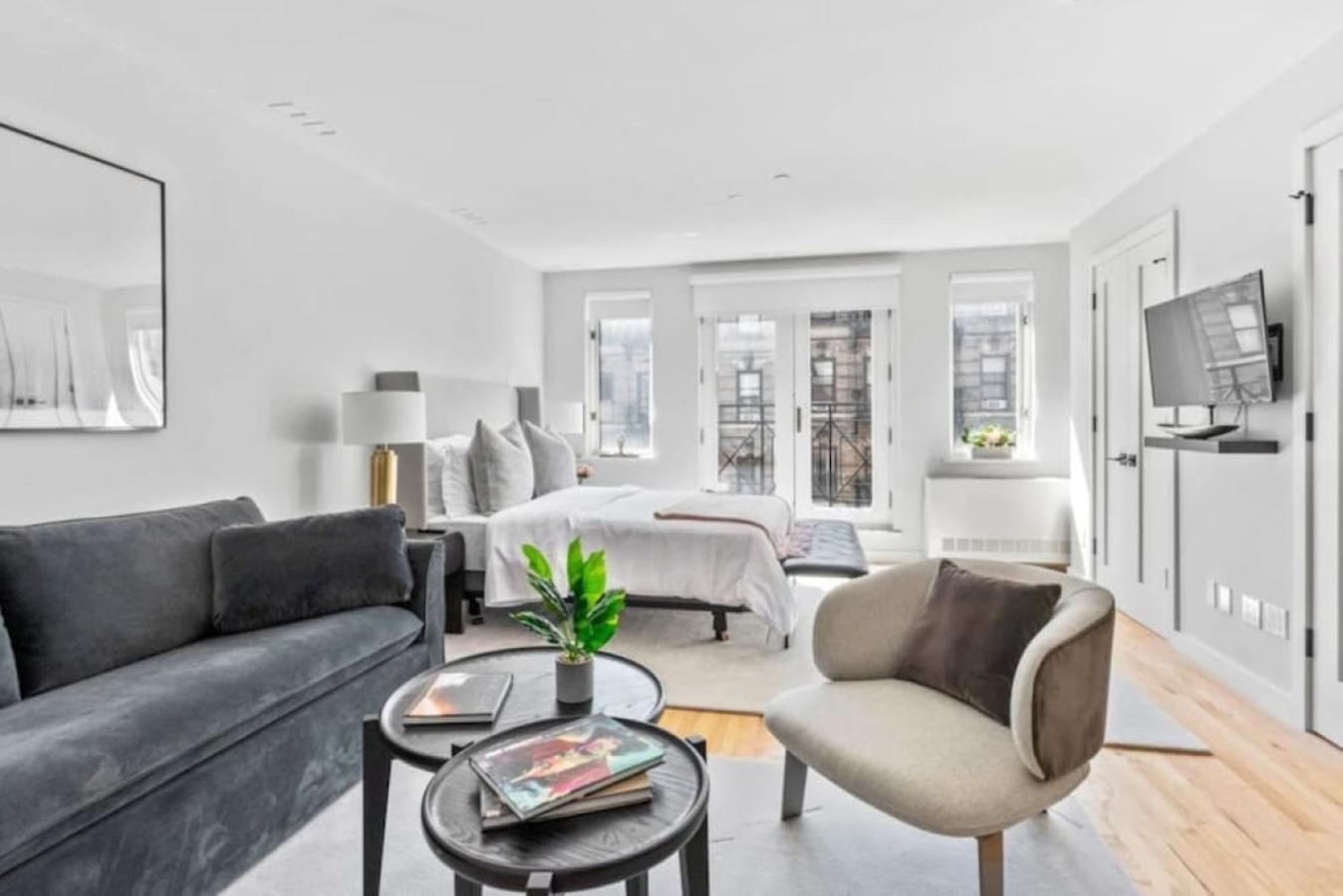 Luxe Studio With Charming Juliet Balcony Apartment New York Luaran gambar
