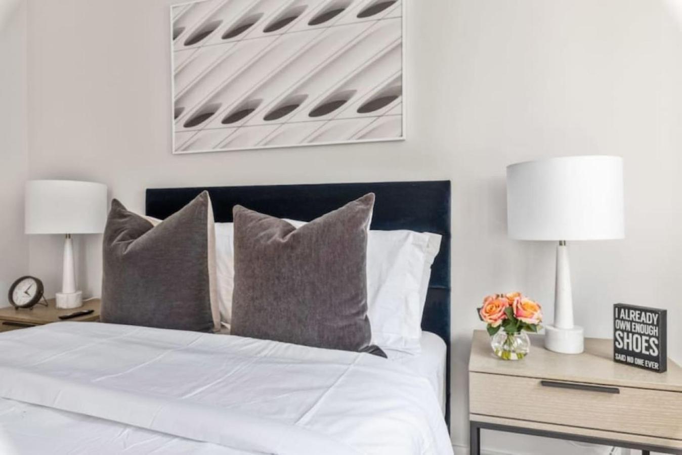 Luxe Studio With Charming Juliet Balcony Apartment New York Luaran gambar