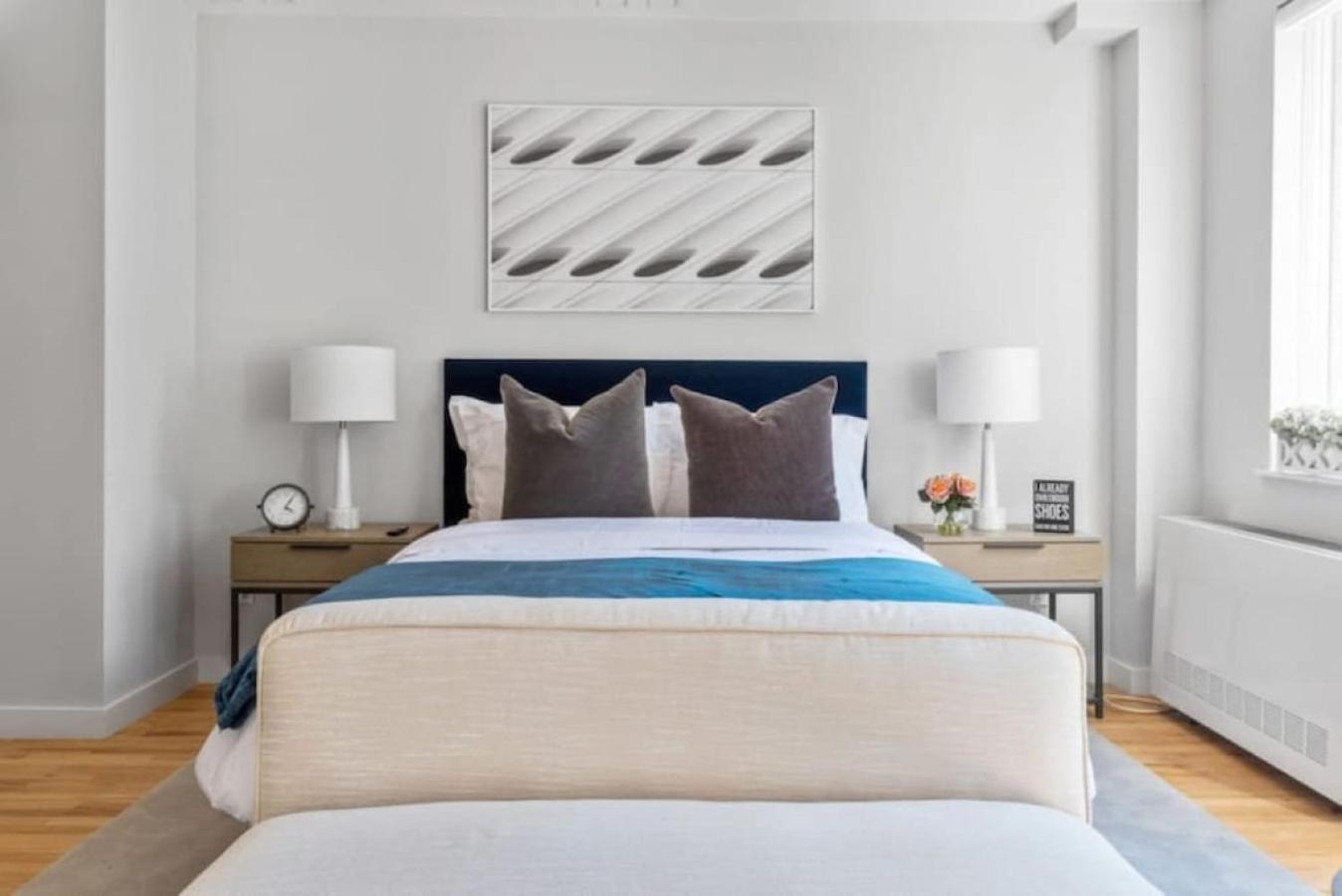 Luxe Studio With Charming Juliet Balcony Apartment New York Luaran gambar